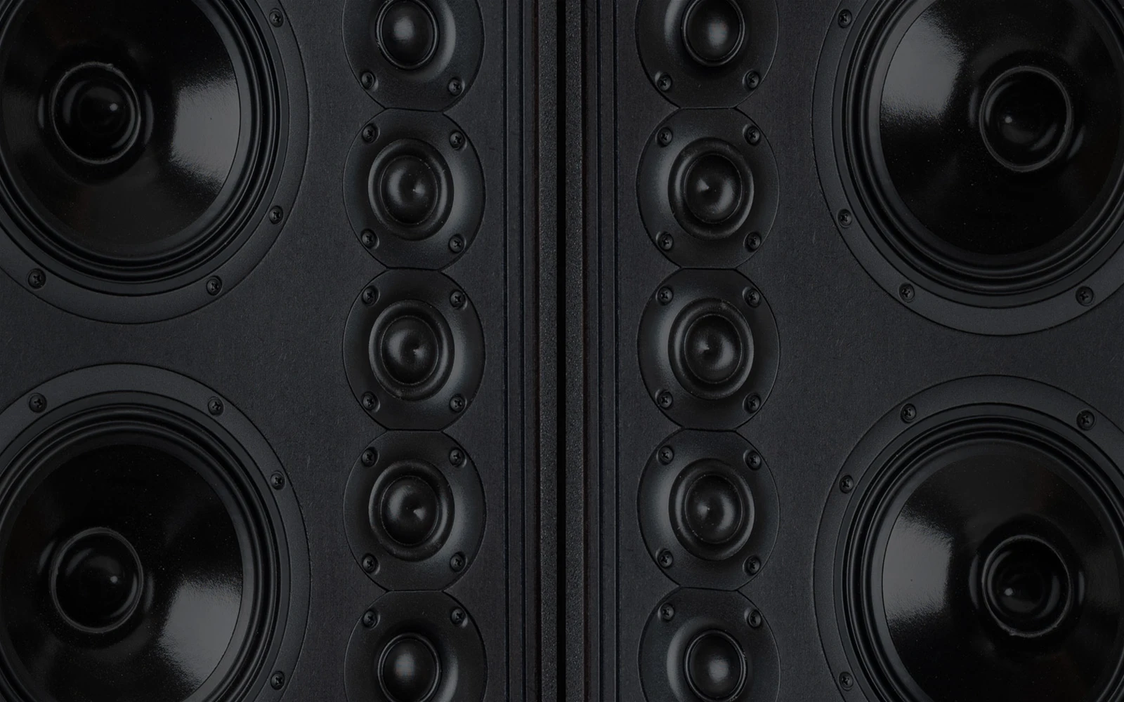 Oplev Magnitude Loudspeakers hjemmebiograf med 7.4.6 Dolby Atmos hos CSN Teknik